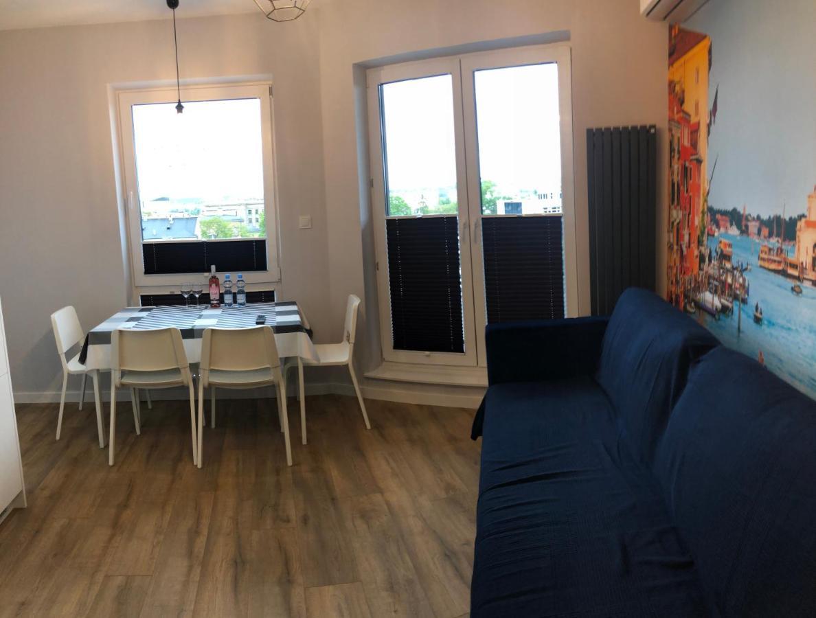 Klimatyzowany Apartament Wenecja Z Garazem Podziemnym Kielce Esterno foto