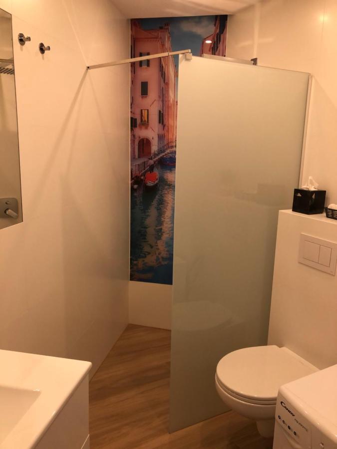 Klimatyzowany Apartament Wenecja Z Garazem Podziemnym Kielce Esterno foto